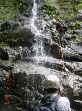 加藤リーダーにリードして頂いてるところです。 感謝・感激です。