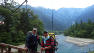 河童橋から穂高連峰を望む