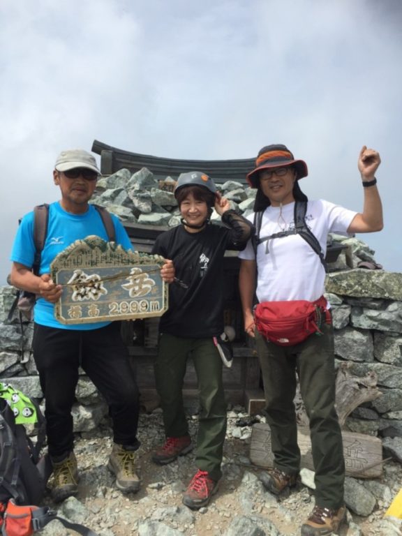 劔岳山頂の記念写真