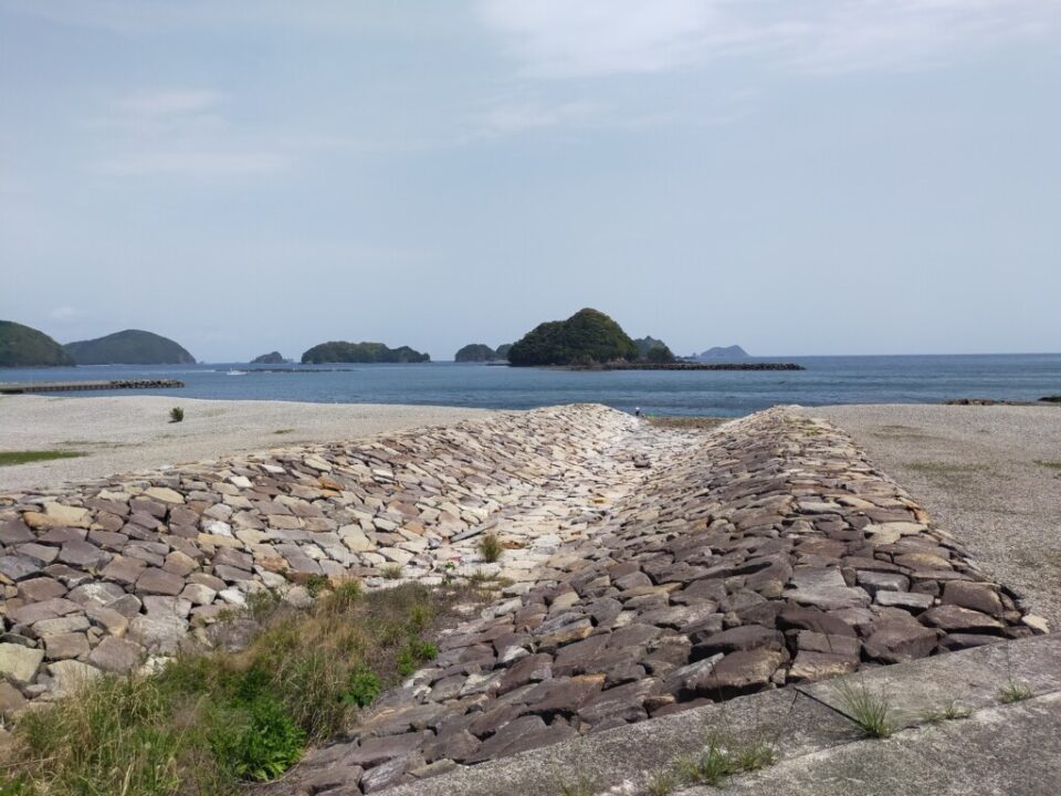三浦峠手前の海岸